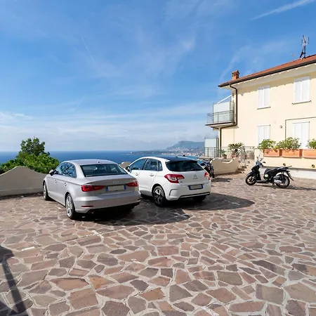 Casa Grimaldi - Terrace & Sea View דירה
